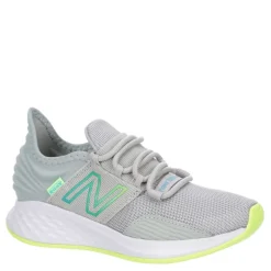 New Balance Girls Fresh Foam Roav Sneaker