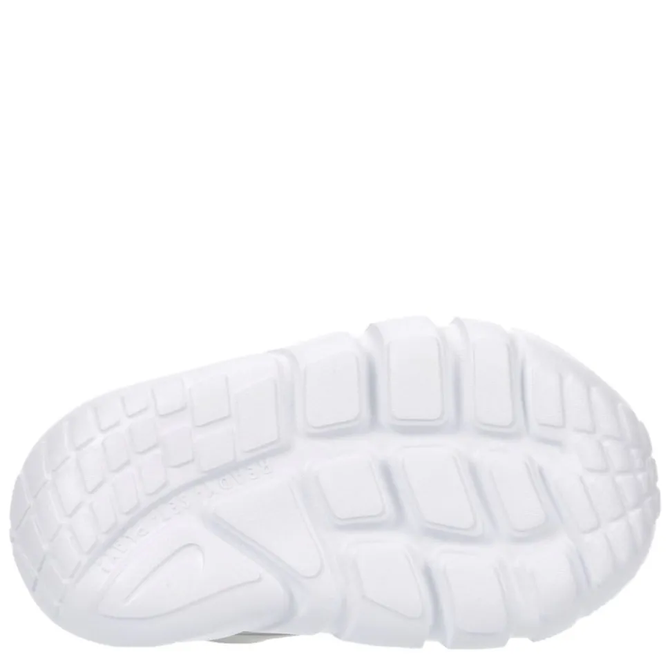 Nike Boys Infant And Toddler Flex Runner Slip On Sneaker