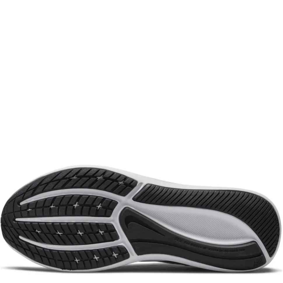 Nike Boys Star Runner Sneaker