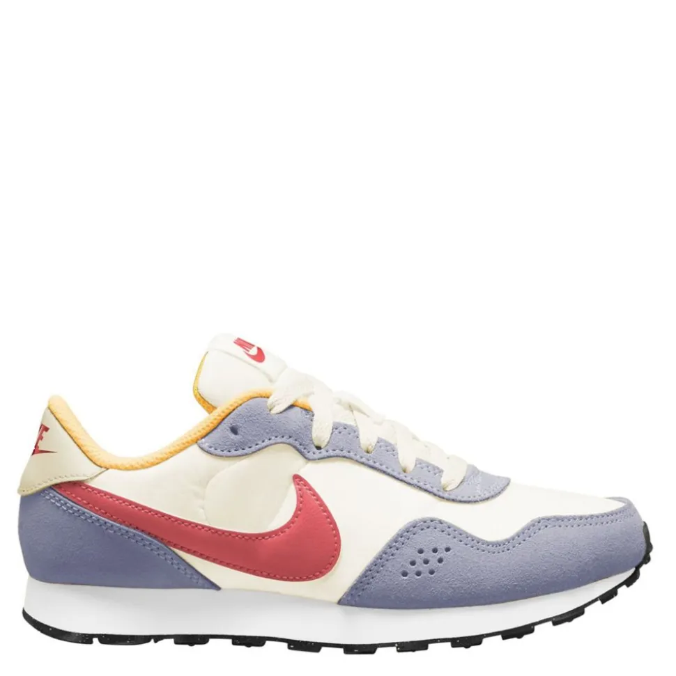 Nike Girls Valiant Sneaker